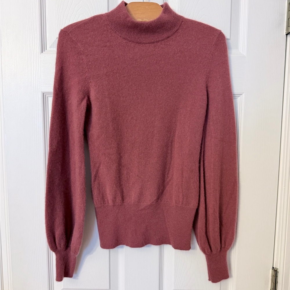 ANTONIO MELANI Dusty Rose Turtleneck Cashmere Sweater